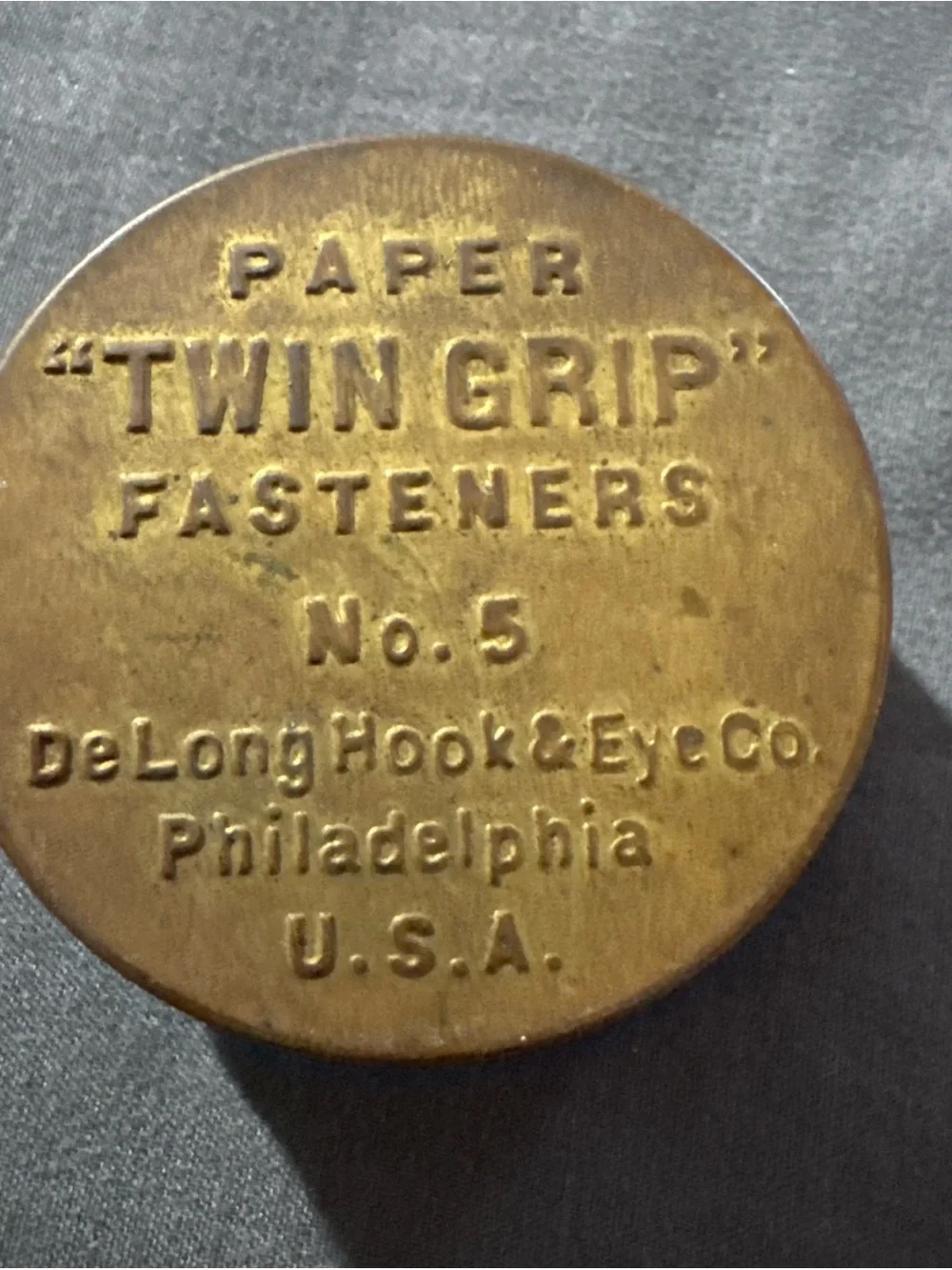 DeLong Hook & Eye Co. 'Twin Grip' Paper Fasteners Tin - Brass Finish